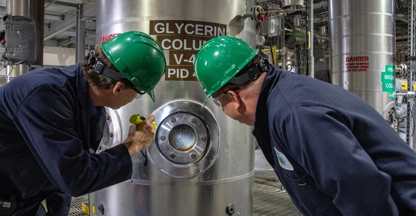 The Western Iowa Energy biodiesel plant captures glycerin