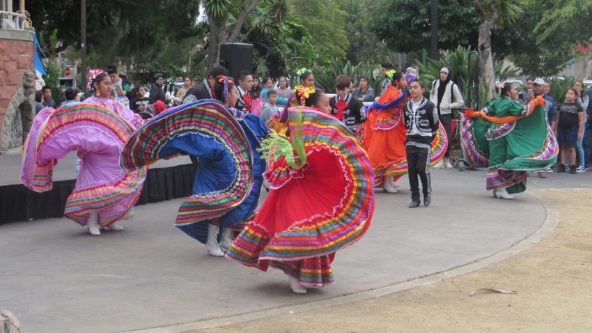 Latino dancers