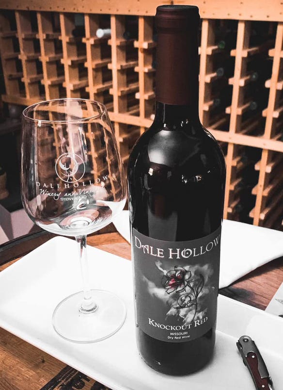 Bottle of Dale Hollow Winery wine