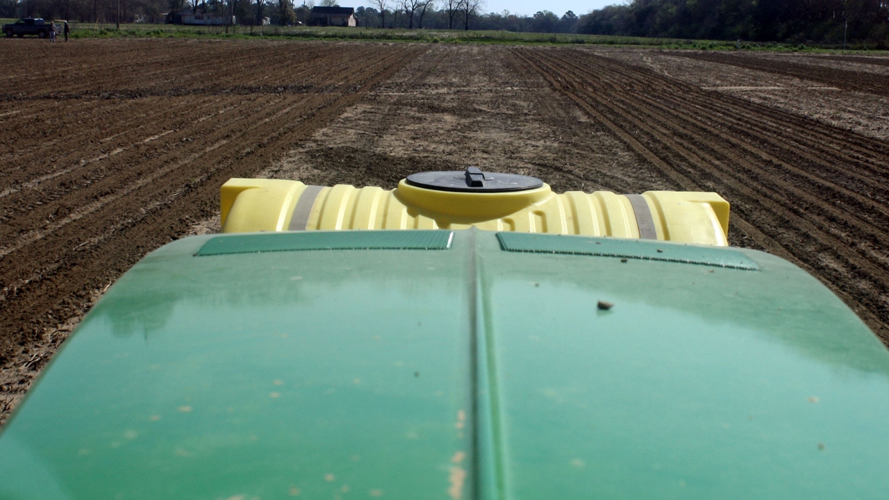 When is the best time to buy farm diesel?