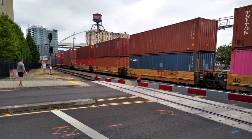 WFP-hearden-pdx-train-3.jpg WFP-hearden-pdx-train-3.jpg