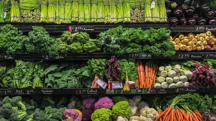 Thaddeus Barsotti encourages farmers to spread word about organic agriculture
