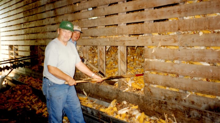 Help The Farmer celebrate the past by sharing your family’s farm photos
