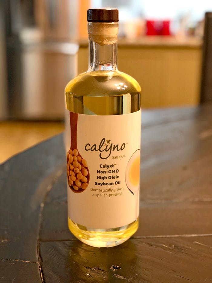 bottle of Calyno salad oil from Calyxt