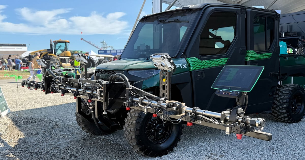 New smart sprayers use AI to detect weeds precisely