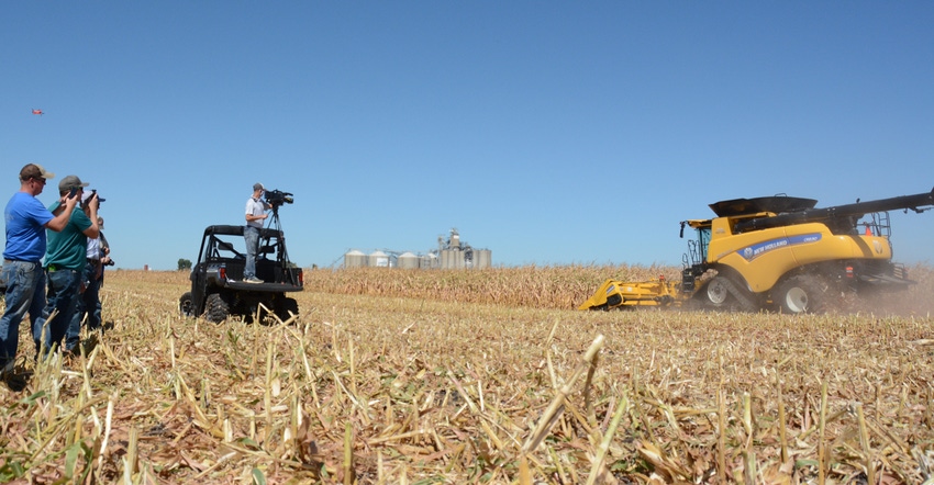 farmers watching field demos in Boone, Iowa