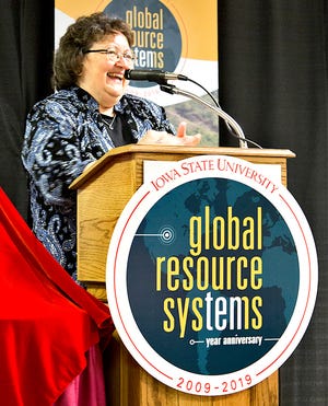 Gail Nonnecke, GRS faculty coordinator