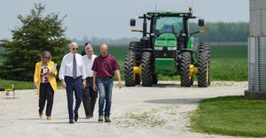 Biden Vilsack Illinois farm.jpg