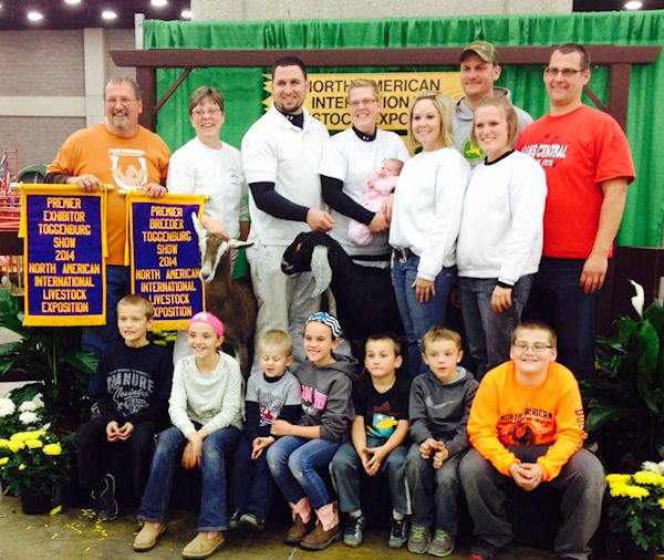 indiana_family_makes_goat_showing_family_affair_2_635520797344013115.jpg