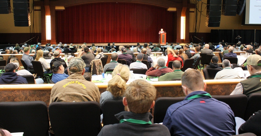 people attending the Great Lakes Crop Summit meeting