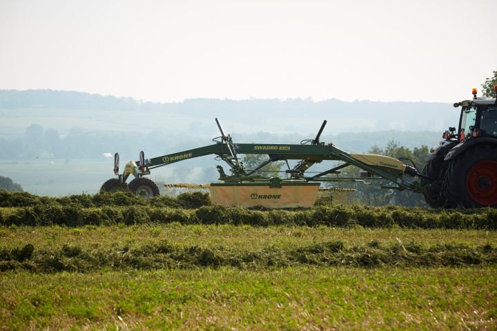 Krone releases new generation of rotary rakes