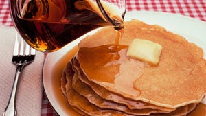 Pancakes and maple sryup