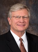 Stephen-Shields-134.jpg Stephen-Shields-134.jpg