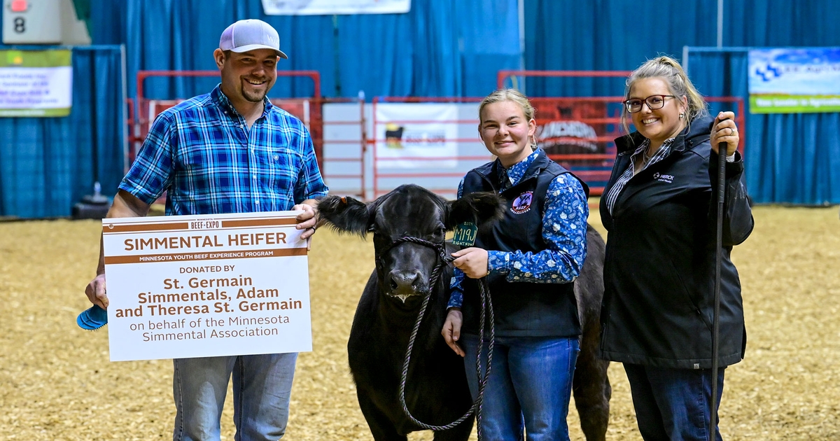11 youth get beef industry kickstart with donated heifers