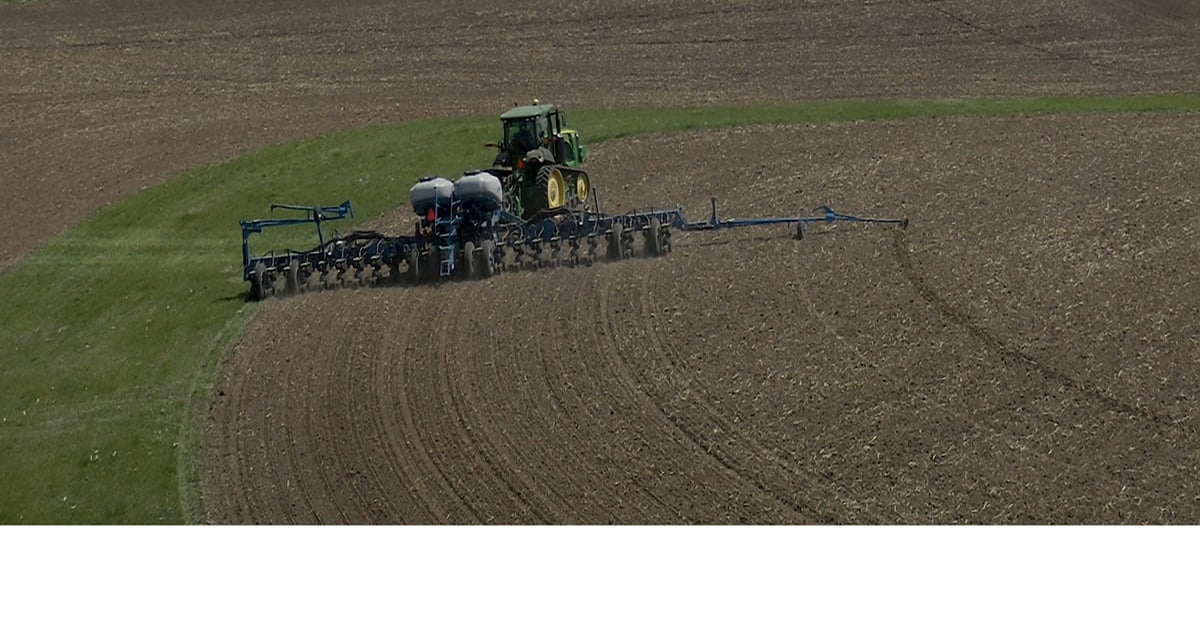 5 reasons to consider an electric drive planter