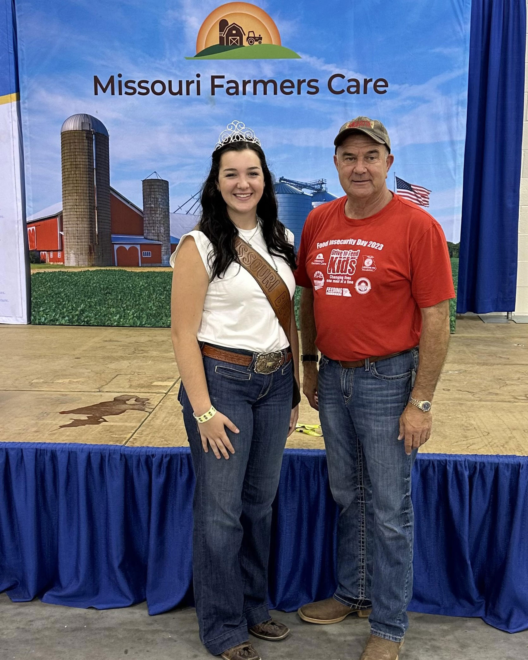 Missouri Farmer Care - Emma Harvey and Lieutenant Governor Mike Kehoe