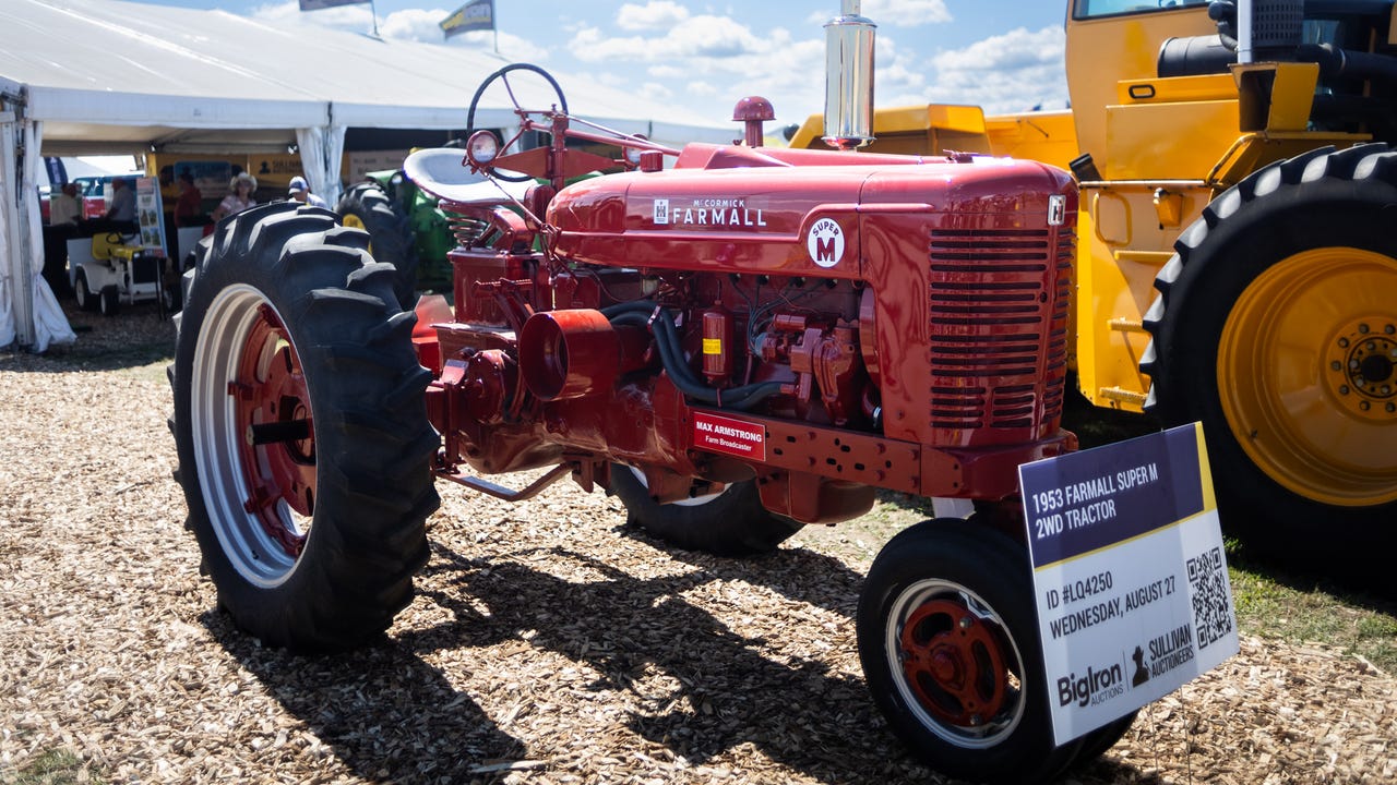 The 1953 International Harvester Super M was restored by the IH Collectors Club