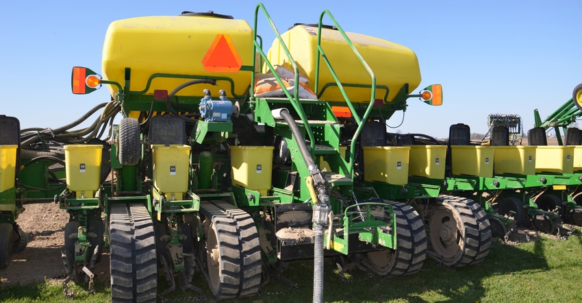 center-fill planter