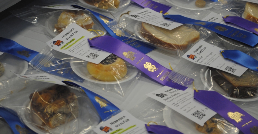 4H ribbons and pastries