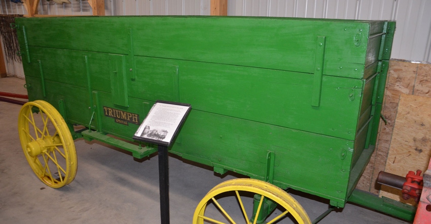 green antique wagon