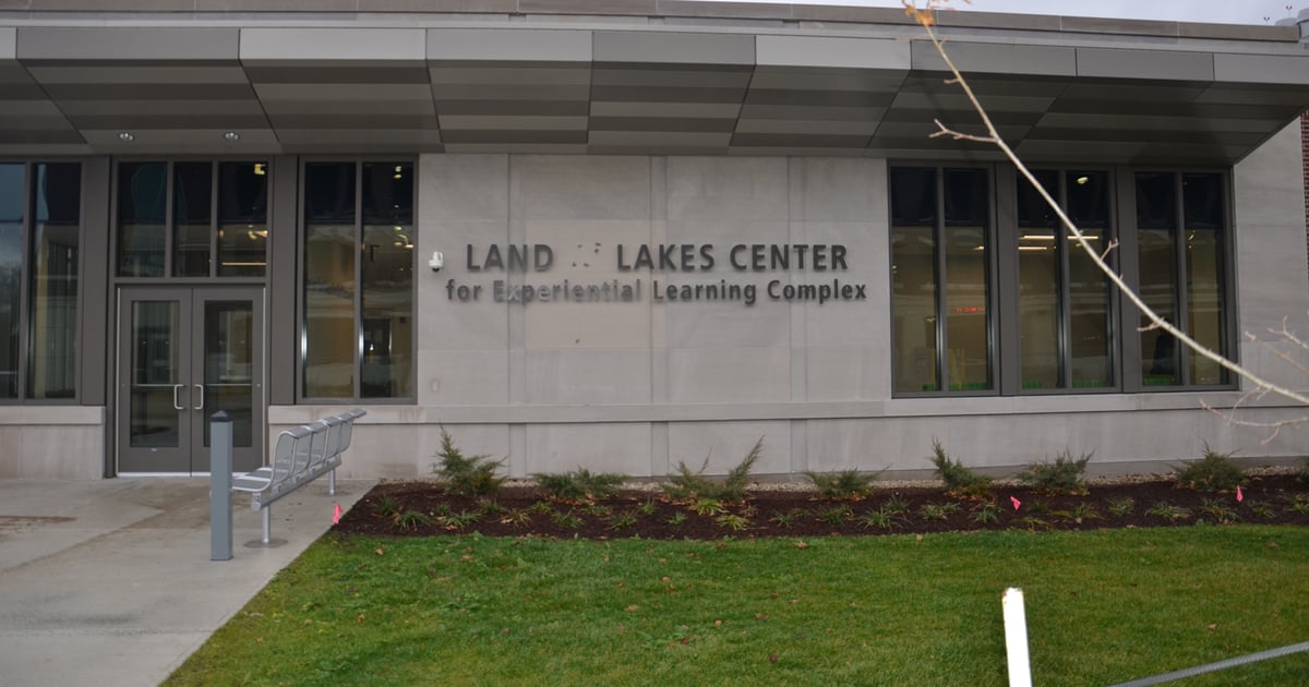 Land O’ Lakes Center enhances student learning Farm Progress