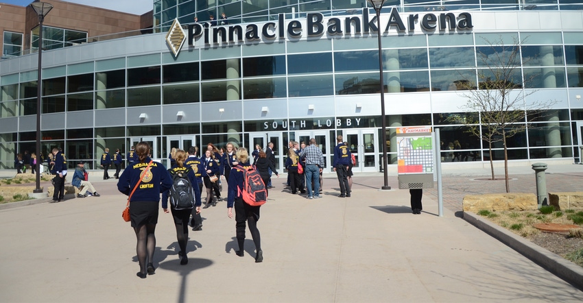 students outside Pinnacle bank arena students outside Pinnacle bank arena