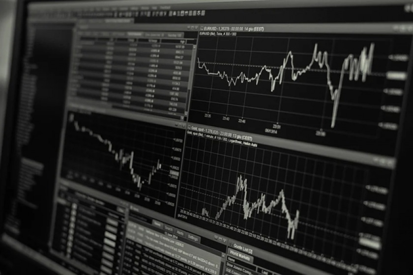 5 Ways to Save Costs on Microsoft Azure 5 Ways to Save Costs on Microsoft Azure
