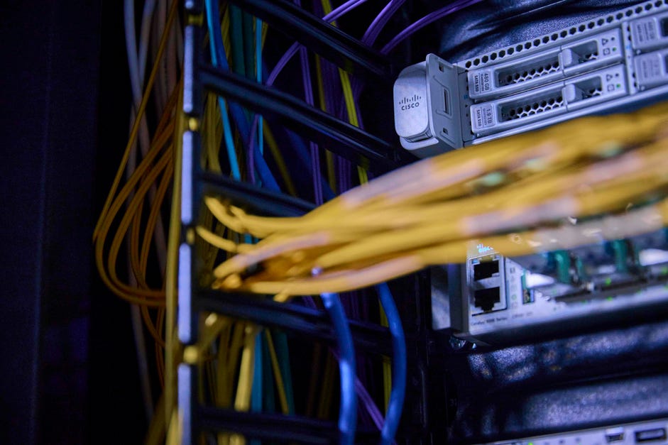 McLaren3.jpeg McLaren3.jpeg