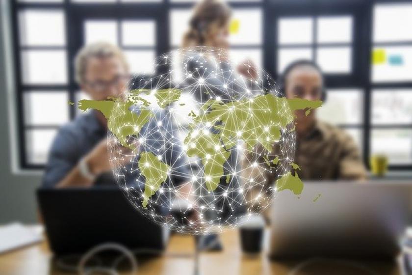 Offensive Security & Threat Hunting: The Best Defense is a Good Offense Offensive Security & Threat Hunting: The Best Defense is a Good Offense