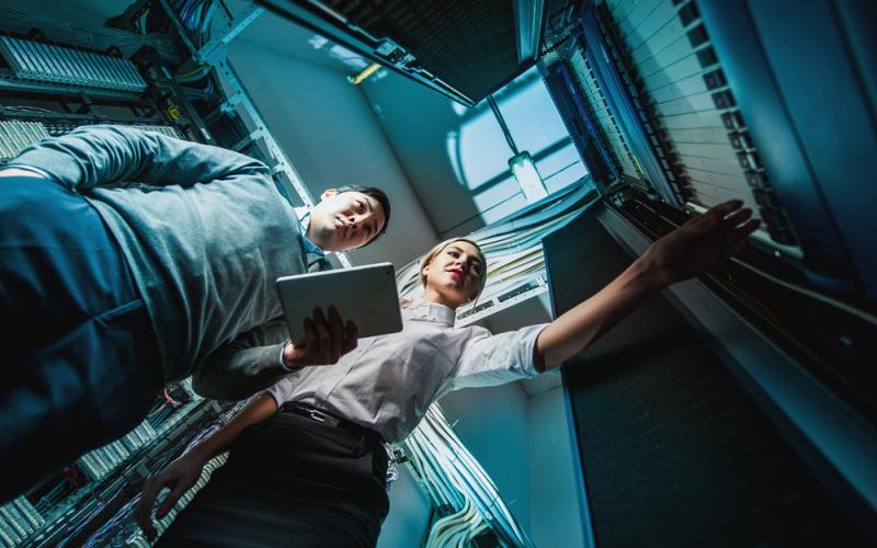 Hot Storage Skills For The Modern Data Center Hot Storage Skills For The Modern Data Center