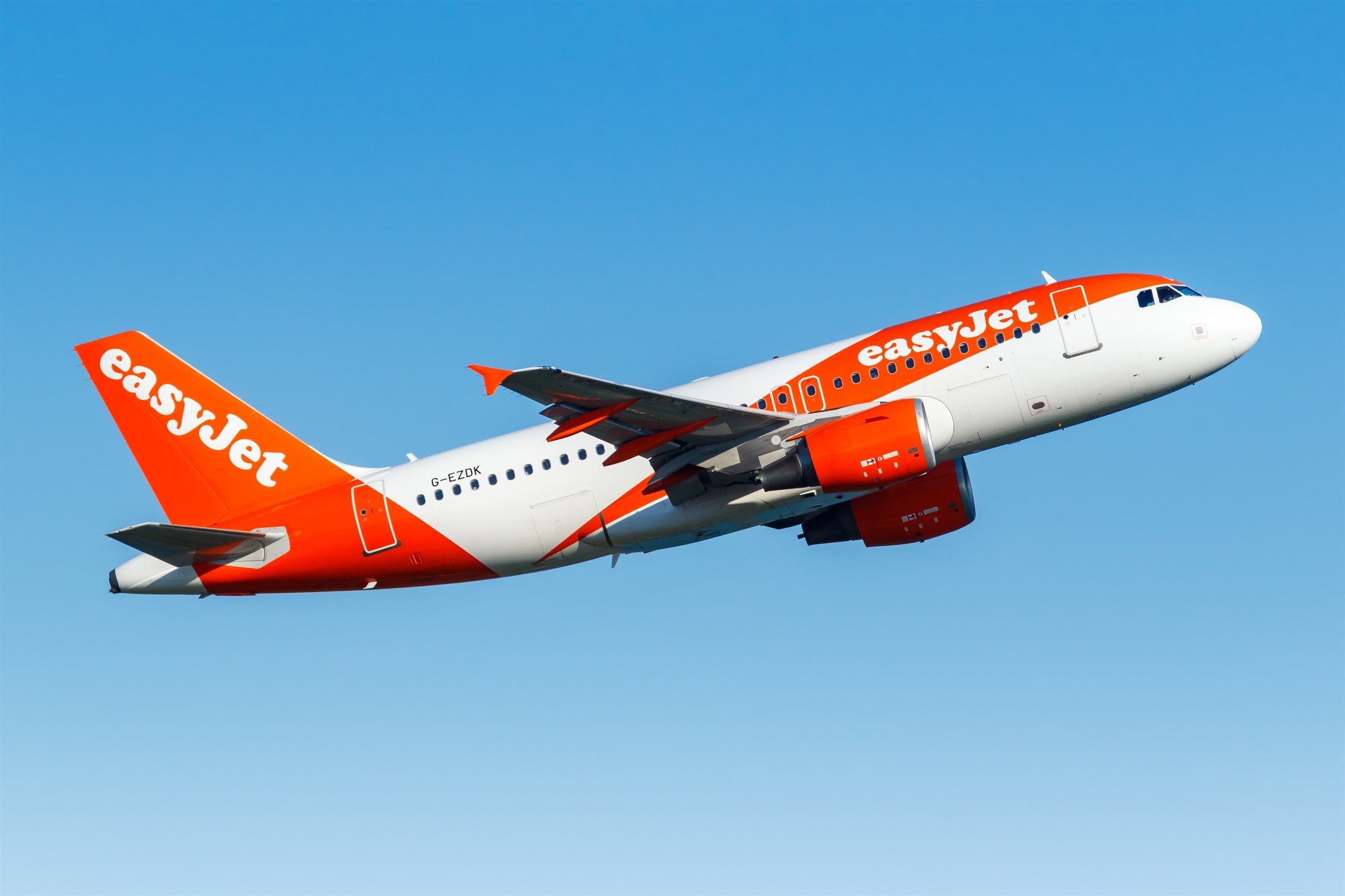 EasyJet adds direct flight to Paris