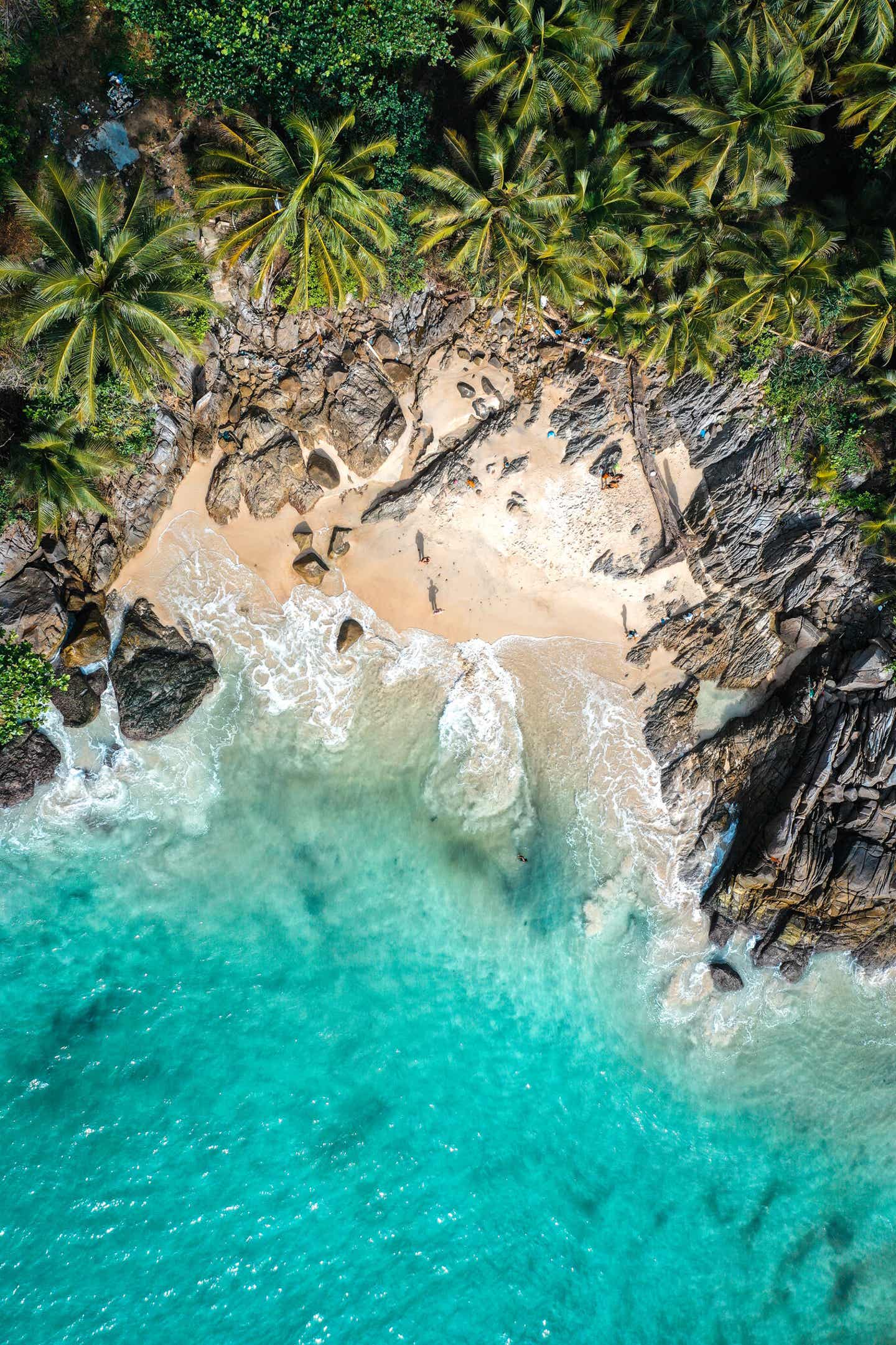 Phukets schönste Strände entdecken - Freedom Beach von oben