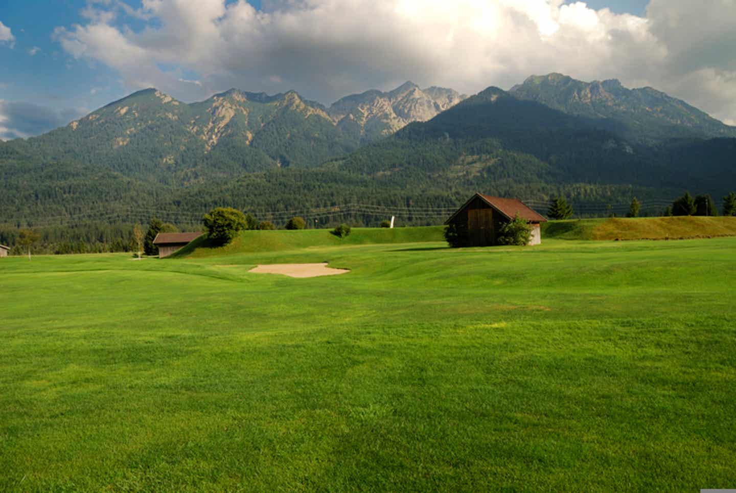 Traumhafte Kulisse während dem Golfspielen im Allgäu