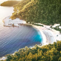 griechenland-griechische-inseln-thassos-porto-vathy-beach-g-1124681687.jpg