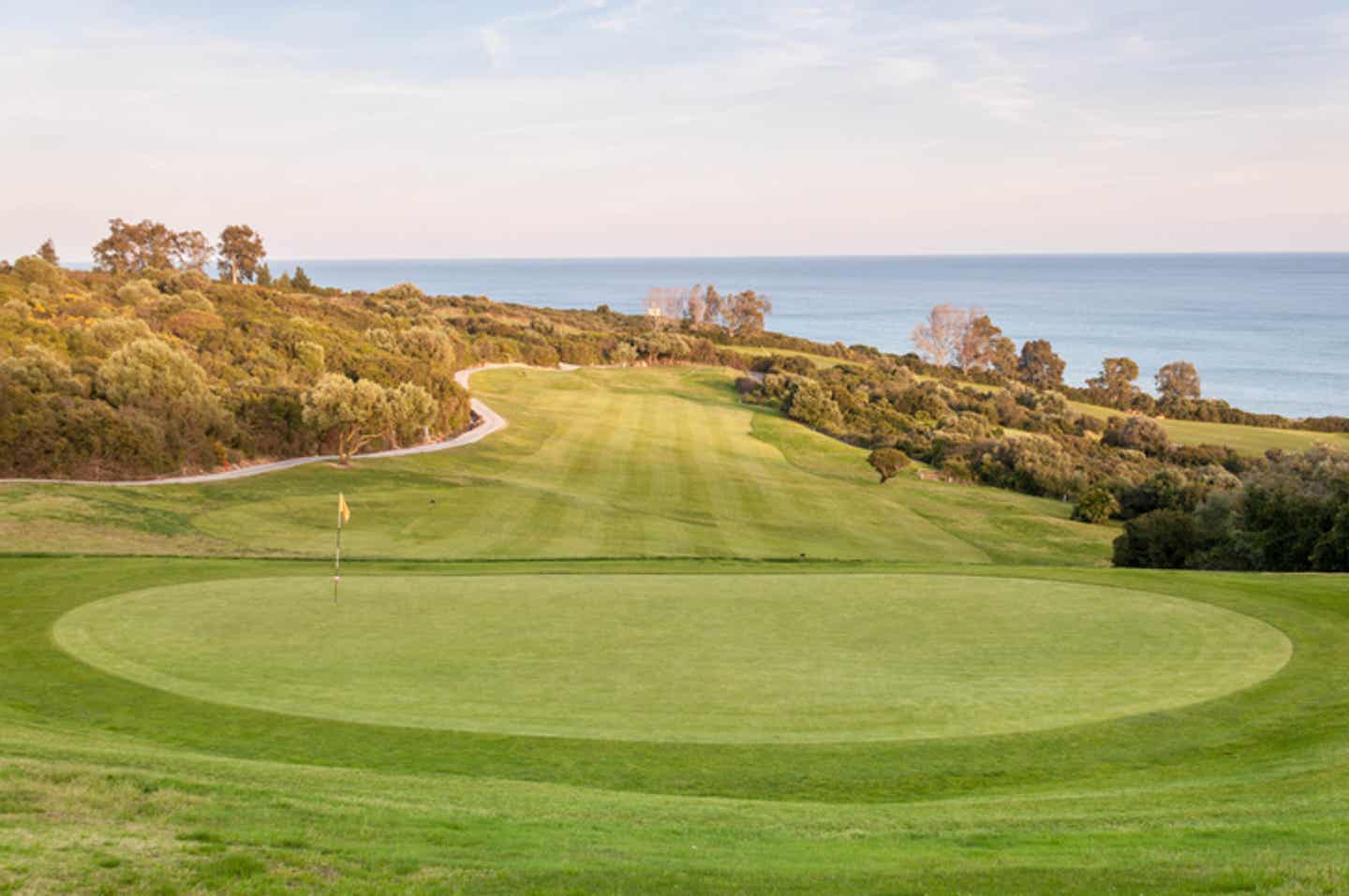 Golfplatz in Cadiz mit wunderschönem Blick übers Meer