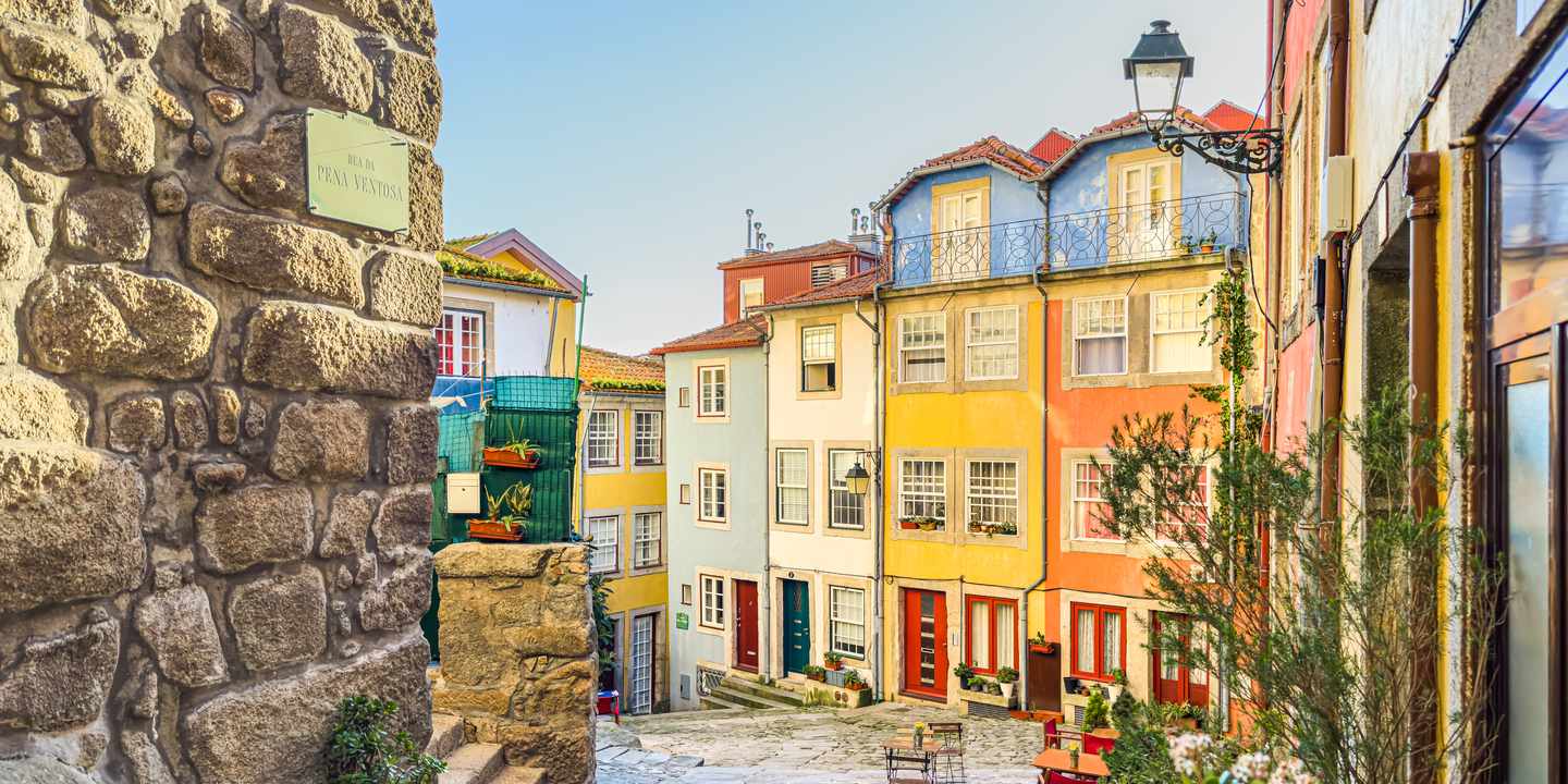 Wochenend Städtetrip. Largo da Pena Ventosa in Porto - Portugal