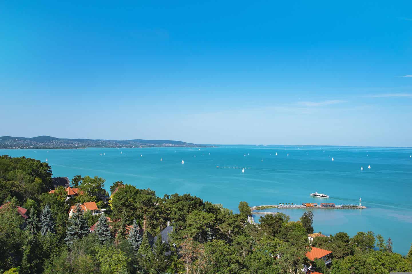 Urlaub in Ungarn – Blick über den Balaton