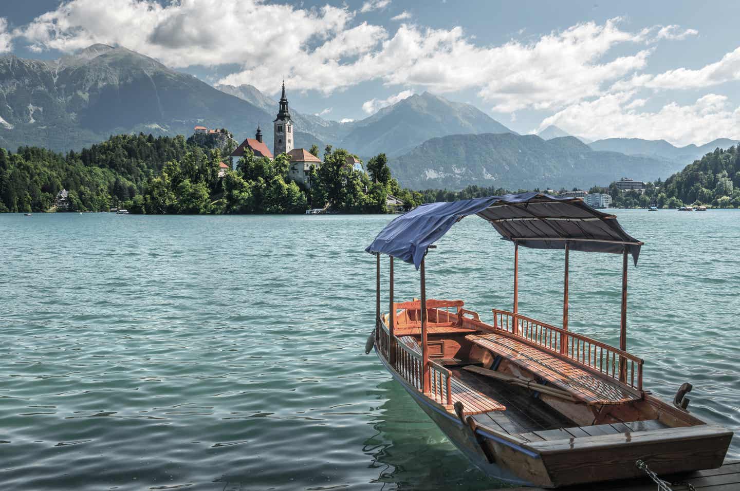 Urlaub in Slowenien – Mit dem Boot auf dem Bleeder See