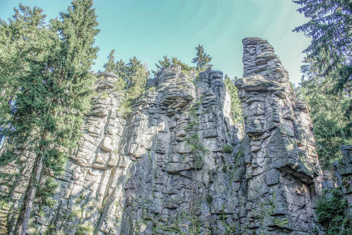 Erzgebirge Urlaub mit DERTOUR. Teufelsstein-Felsen bei Johanngeorgenstadt und Eibenstock im Erzgebirge