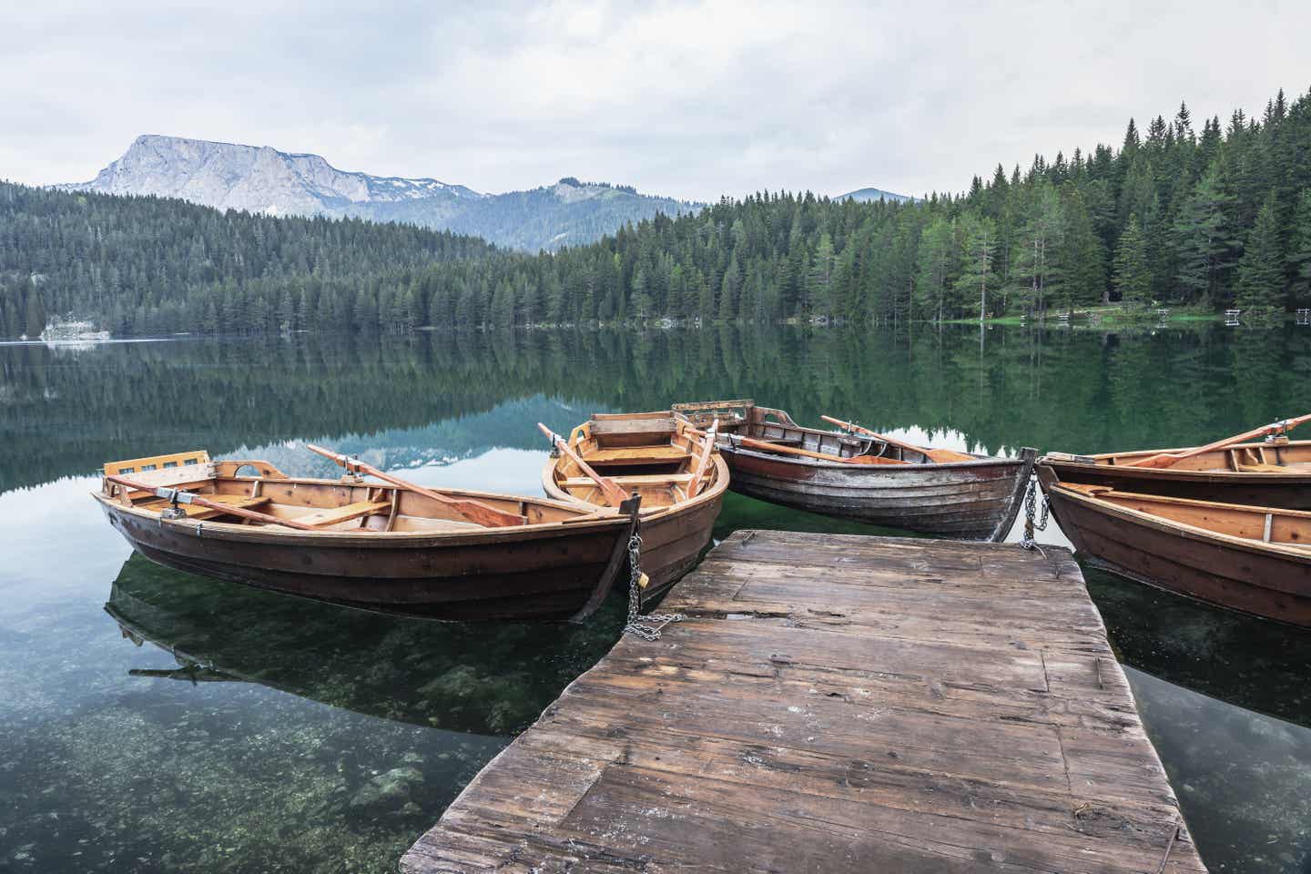 Berg Durmitor mit Gletschersee