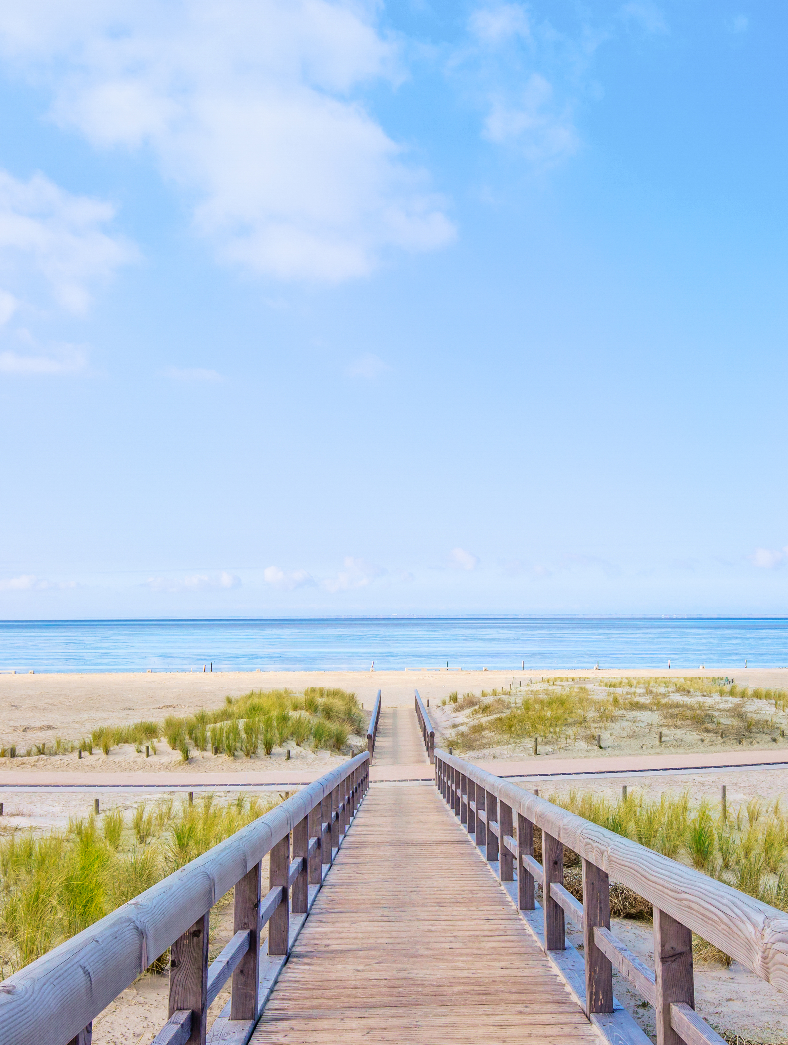 Deutschland: Ostfriesland Blick auf Strand und Meer