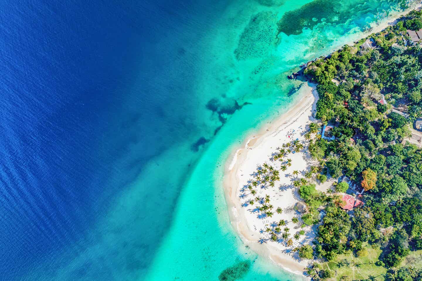 Urlaub in der Dominikanischen Republik – Strand der Cayo Levantado