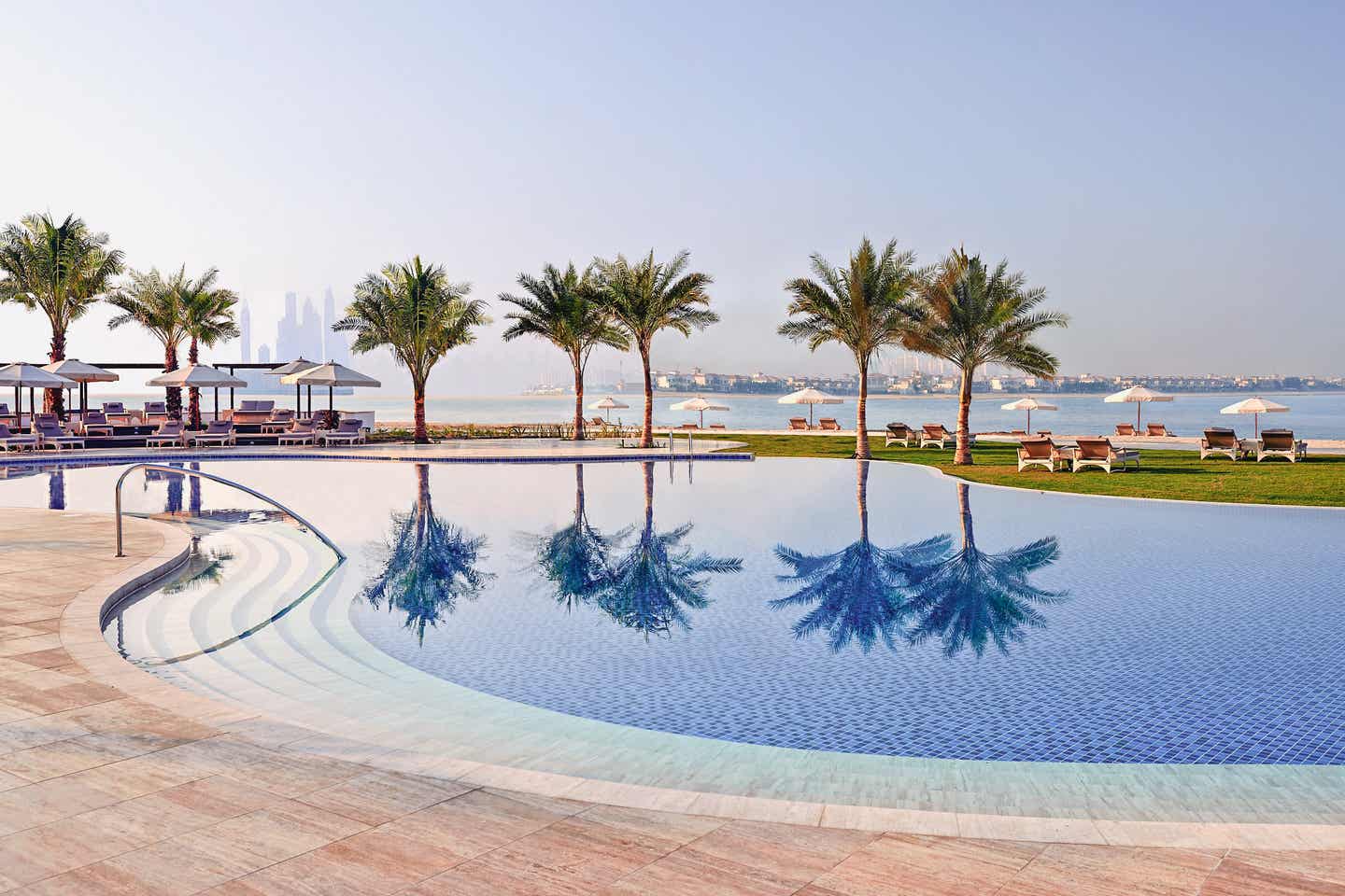 Hotel Astoria in Dubai: Poolanlage