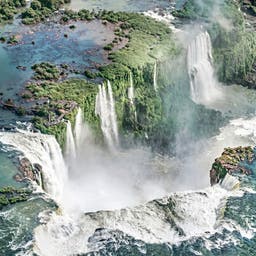 naturwunder-suedamerika-iguazu-wasserfall-DER1346308.jpg