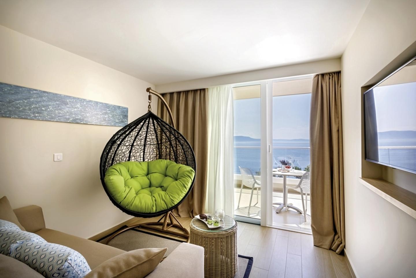 Wohnbeispiel Juniorsuite f&uuml;r 2 plus 1 Meerblick