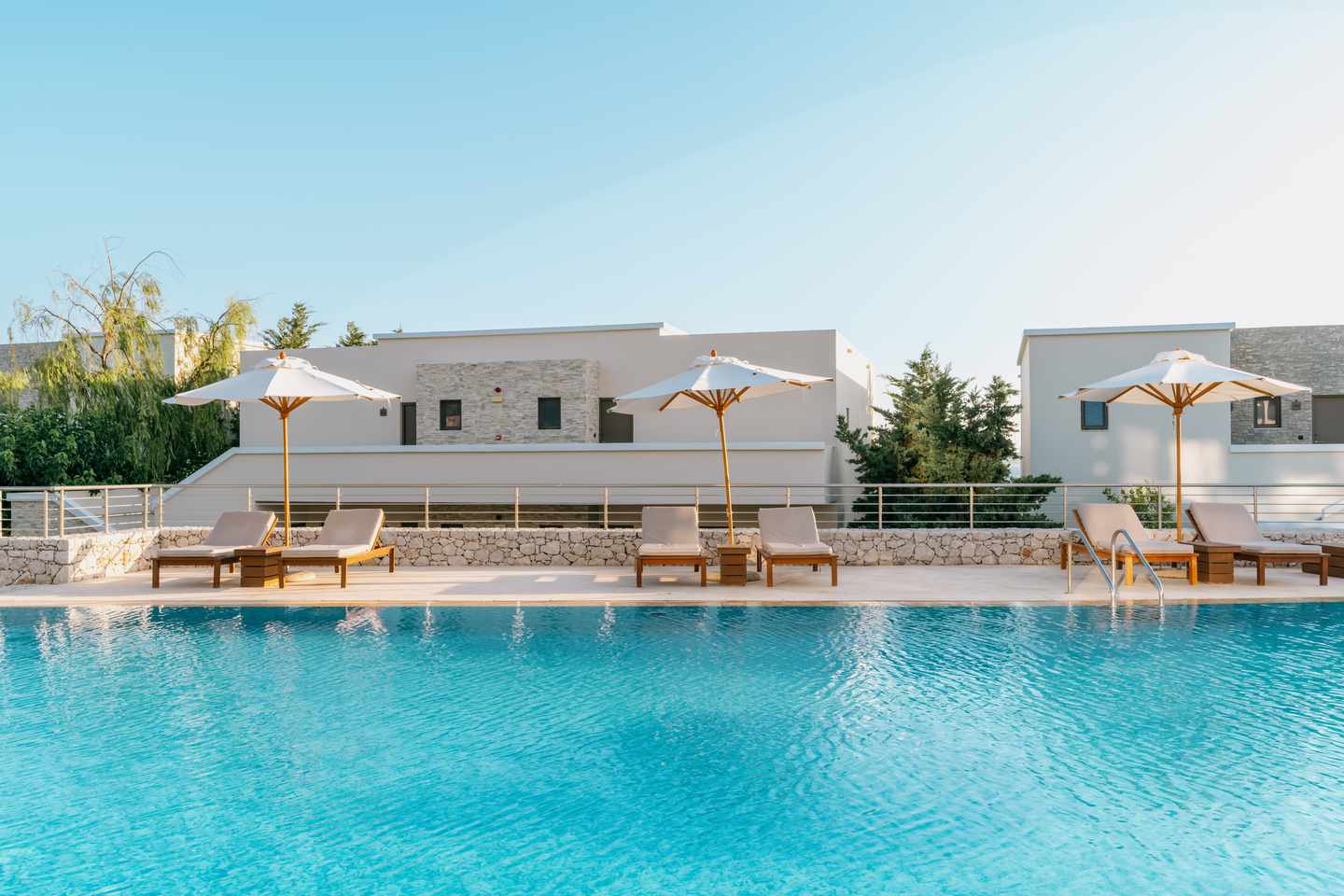 Der Pool des Sentido Port Royal auf Rhodos