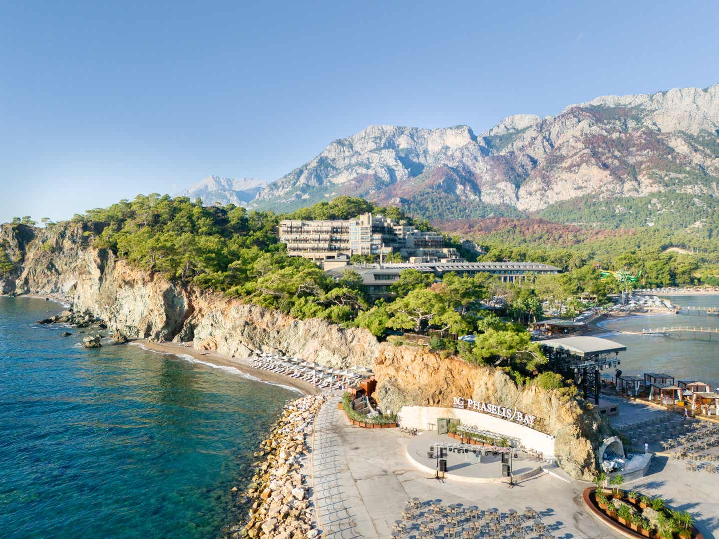 Schönste Hotels Türkei: Blick auf das NG Phaselis Bay und seine Bucht
