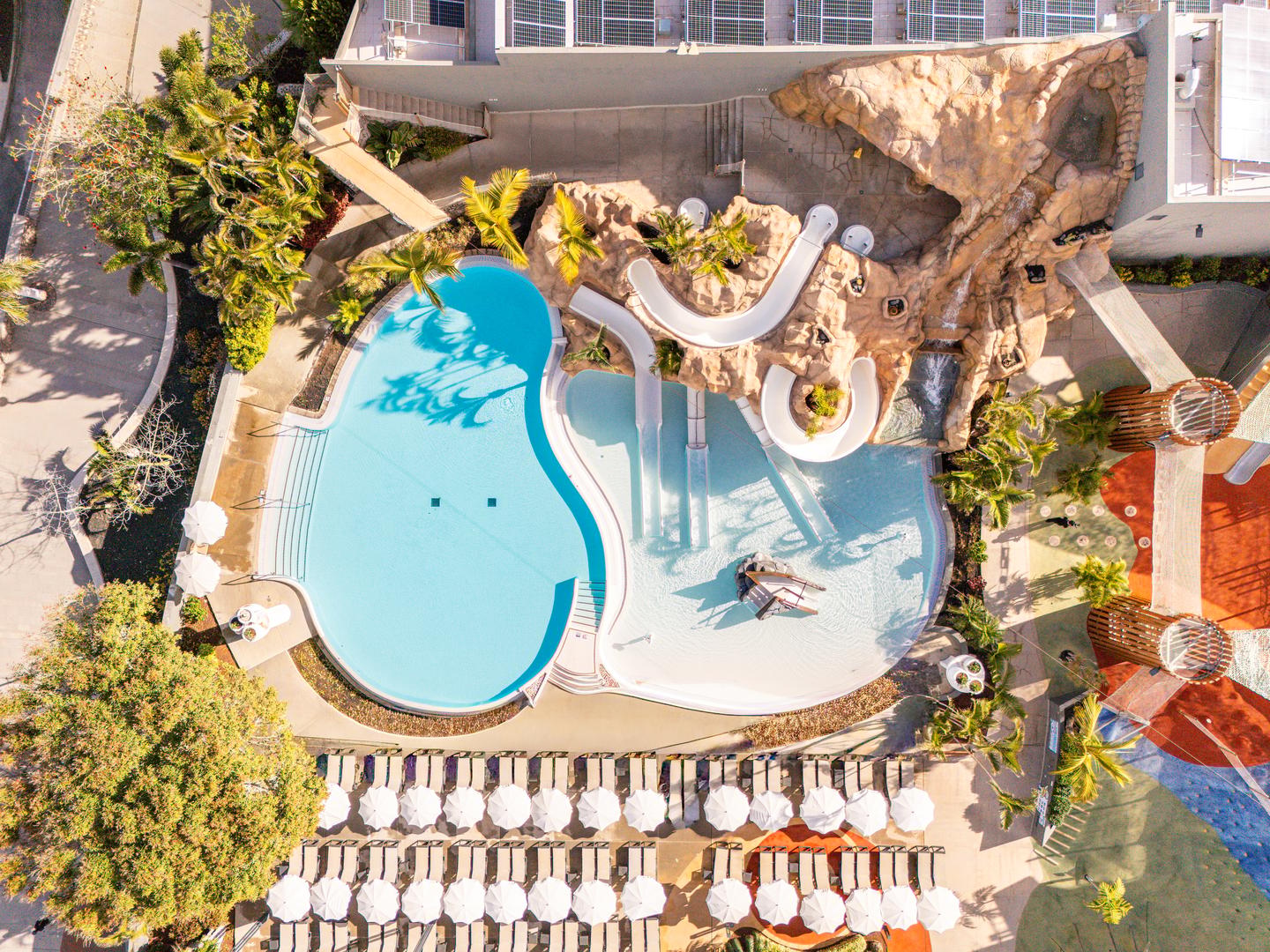 Pool Drohnenbild