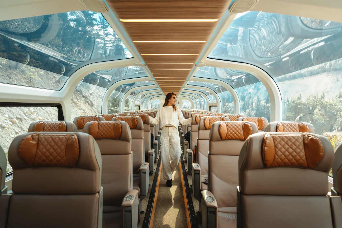  Rocky Mountaineer