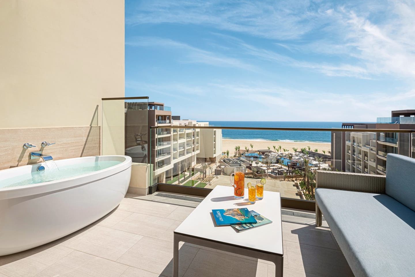Wohnbeispiel Deluxe Partial Oceanview King